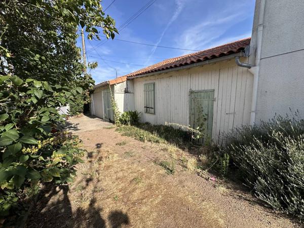 Vente immobilière : Maison à Bressuire  5 pièces 130 m² 157 501 €- GONORD IMMOBILIER.