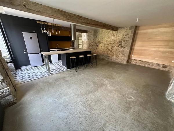 Vente immobilière : Maison à Bressuire  5 pièces 130 m² 157 501 €- GONORD IMMOBILIER.