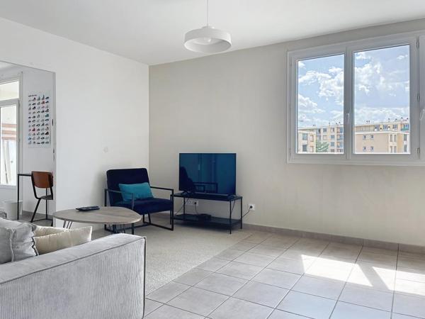 T4 – MEUBLE – GARAGE – BALCON – CAVE – 69200 – VENNISSIEUX