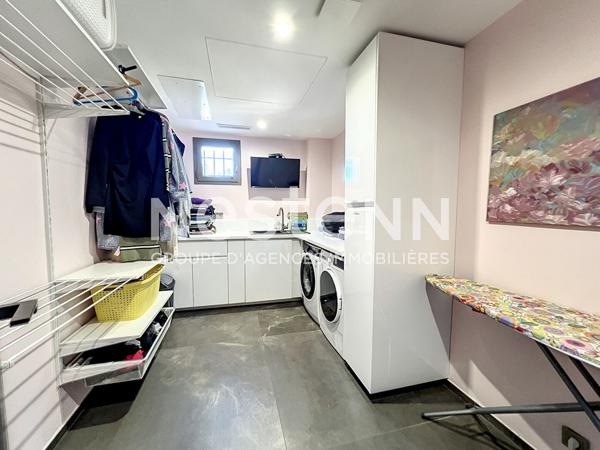 Villa 245m2 - Terrasse - Piscine - Garage