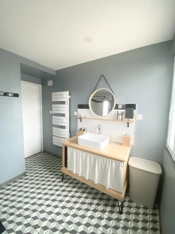 Charmante maison de village d’environ 150 m² cœur de l’Abergement Clemencia