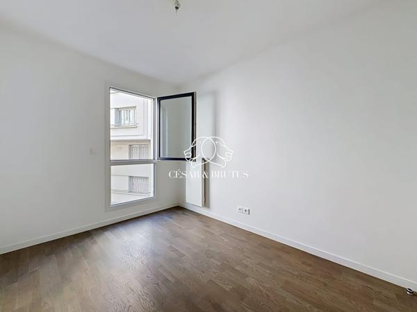 T3 + balcon + box (en sus)