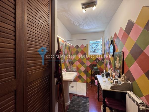 Maison
                                                                                                                                                                                                                                                                                                                        5 pièce(s)                                                                                                                                                                                                          4 chambre(s)                                                                                                                                                                                                          149  m²