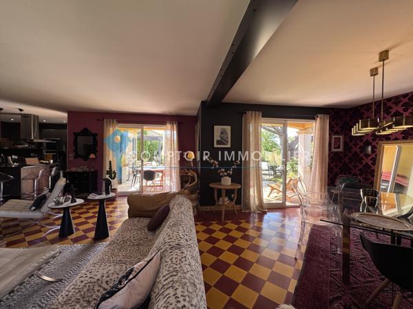 Maison
                                                                                                                                                                                                                                                                                                                        5 pièce(s)                                                                                                                                                                                                          4 chambre(s)                                                                                                                                                                                                          149  m²