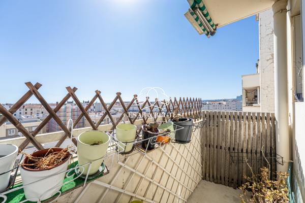 Grand T5 Familial de 107 m² en Dernier Étage avec Cave et garage – Lyon 3ème