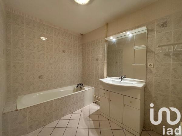 Maison de village 5 pièces de 100 m² à Arc-lès-Gray (70100)