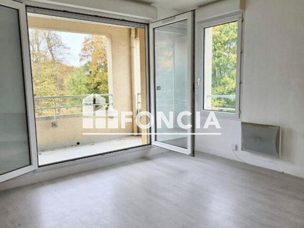 À vendre Studio 26.1 m² - Dammarie-les-lys 77190