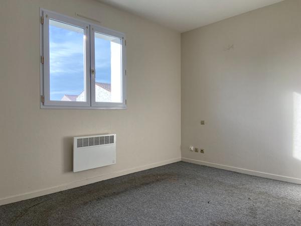 Maison St Hilaire De Riez 2 chambres, garage sur terrain de 535 m2