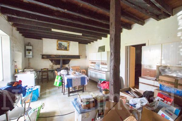 Maison à rénover avec garage et dépendance