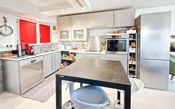 Appartement à vendre    2 pièces • 33,61 m2 Mandelieu-la-Napoule