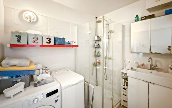 Appartement à vendre    2 pièces • 33,61 m2 Mandelieu-la-Napoule