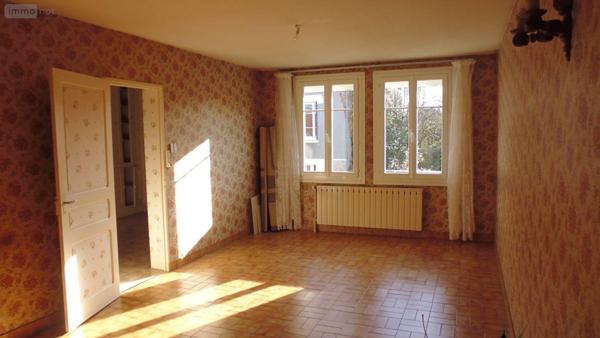 Maison de ville à vendre à Bonnat en Creuse (23220), ref : VD/414