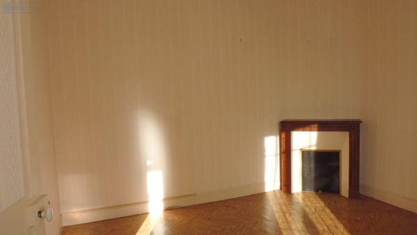 Maison de ville à vendre à Bonnat en Creuse (23220), ref : VD/414