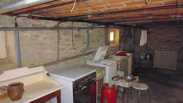 Maison de ville à vendre à Bonnat en Creuse (23220), ref : VD/414