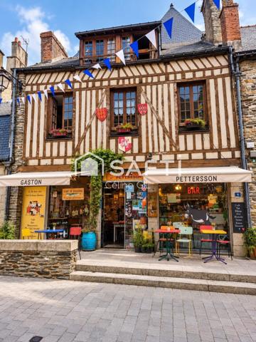 JOSSELIN CENTRE – MURS COMMERCIAUX