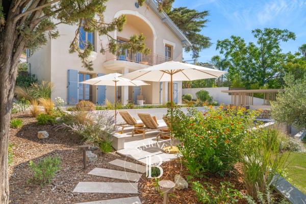 Saint-Raphaël, Villa 6 Chambres -  260 m² à vendre