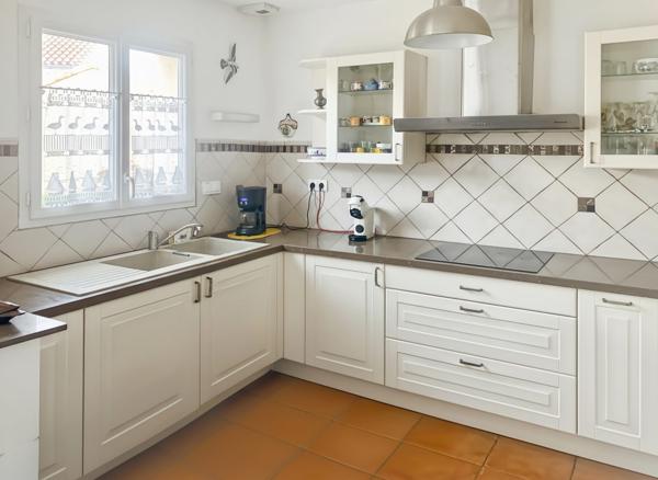 Maison moderne 4 chambres au calme