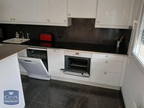 Appartement à louer 3 pièces 66.15m² Lille (59000)