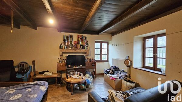 Maison de village 5 pièces de 103 m² à Les Adjots (16700)