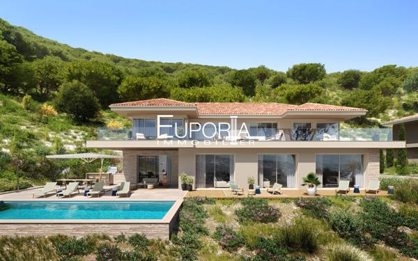 Villa d'exception de 385m2 - Grimaud vue mer avec piscine