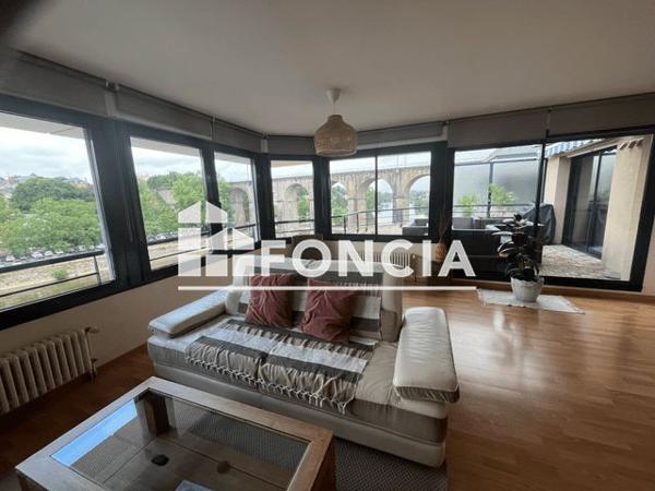 Location Appartement 5 pièces 128.3 m² - 10 ALLEE GUINEBRETIERE Laval 53000