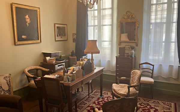 Maison à vendre    7 pièces •  Angoulême