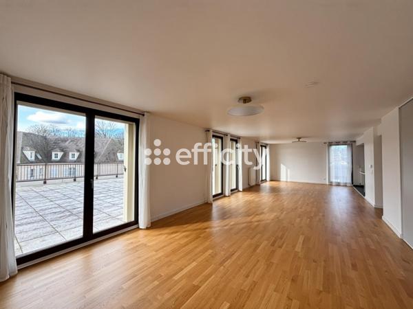 Appartement 7 pièces - 154 m²