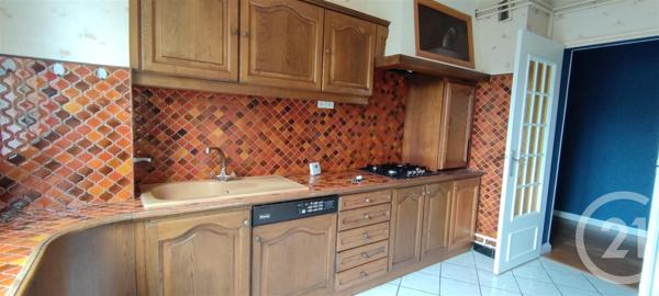 Appartement F3 à vendre  3 pièces - 82,60 m2 CHALONS EN CHAMPAGNE - 51