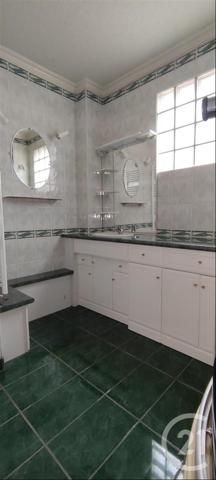 Appartement F3 à vendre  3 pièces - 82,60 m2 CHALONS EN CHAMPAGNE - 51