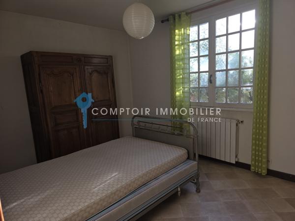 Maison
                                                                                                                                                                                                                                                                                                                        5 pièce(s)                                                                                                                                                                                                          3 chambre(s)                                                                                                                                                                                                          200  m²