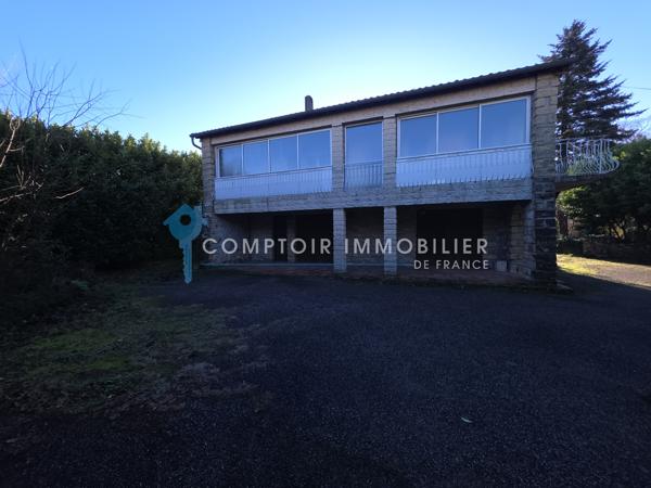 Maison
                                                                                                                                                                                                                                                                                                                        5 pièce(s)                                                                                                                                                                                                          3 chambre(s)                                                                                                                                                                                                          200  m²