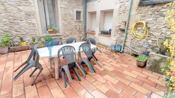 Appartement
                                                                                                                                                                                                                                                                                                                        3 pièce(s)                                                                                                                                                                                                          2 chambre(s)                                                                                                                                                                                                          42  m²