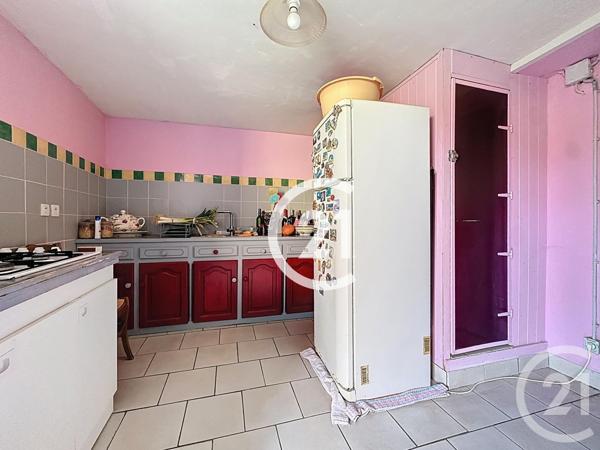 Maison à vendre  7 pièces - 218,30 m2 LOUZAC ST ANDRE - 16