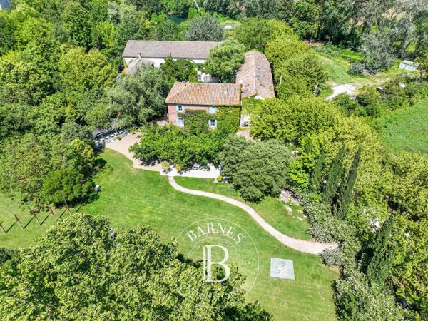 Le Thor, Propriété  800 m² à vendre