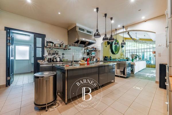 Le Thor, Propriété  800 m² à vendre