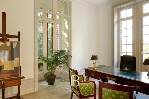 Beaune, Maison  963 m² à vendre
