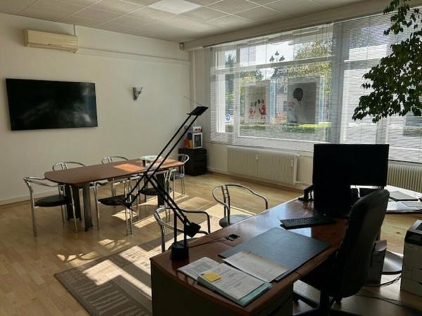 BUREAUX à LOUER de 200 m²