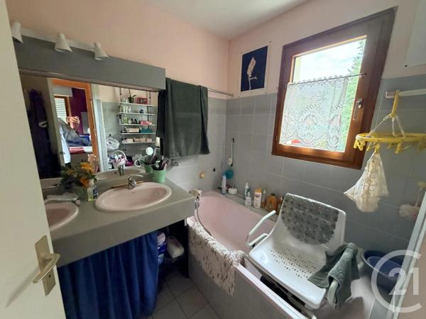 Appartement F3 à vendre  3 pièces - 82,97 m 2   ANGLET  - 64