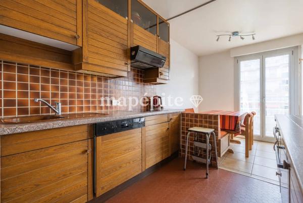Appartement
         3 pièces
        - 63 m² Exclusivité 475 000 € *