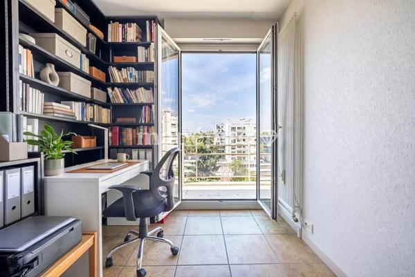 Appartement
         3 pièces
        - 63 m² Exclusivité 475 000 € *