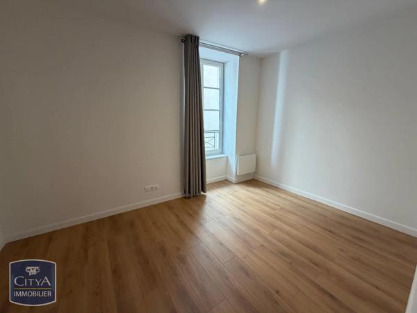 Appartement à louer 2 pièces 49m² Vichy (03200)