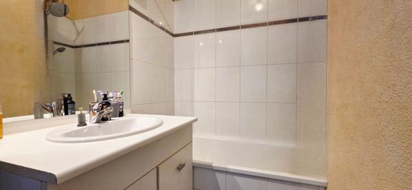 Appartement vendu loué 525 € HC avec place de stationnement à Étampes - Idéal Investissement
