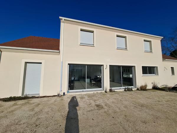Location Maison 10 pièces 184 m2 à Coulommiers