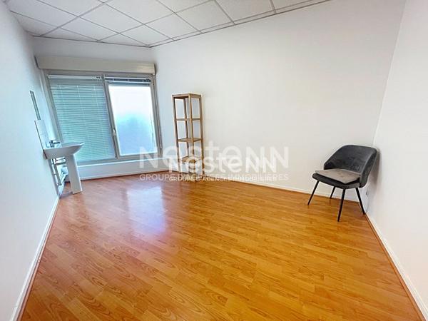 CHILLY-MAZARIN ? Local professionnel de 77 m² ? Investissement ou activité