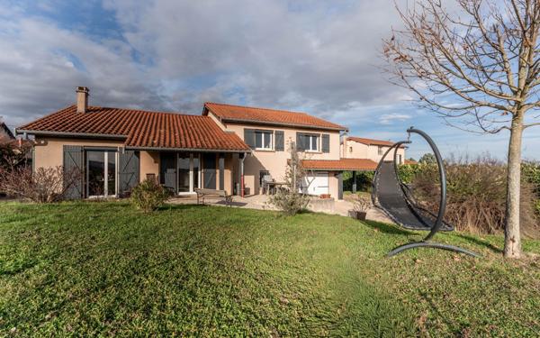 Maison à vendre    7 pièces •  Fleurieux-sur-l'Arbresle