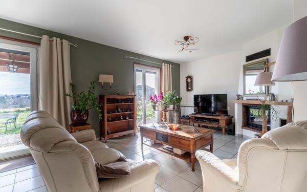 Maison à vendre    7 pièces •  Fleurieux-sur-l'Arbresle