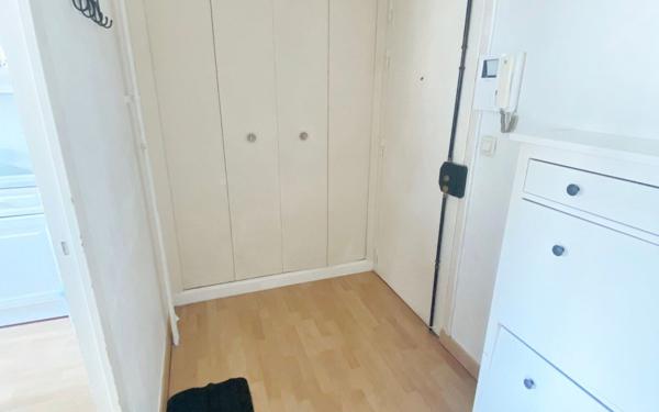 Appartement à vendre    3 pièces • 76,15 m2 Lyon 6