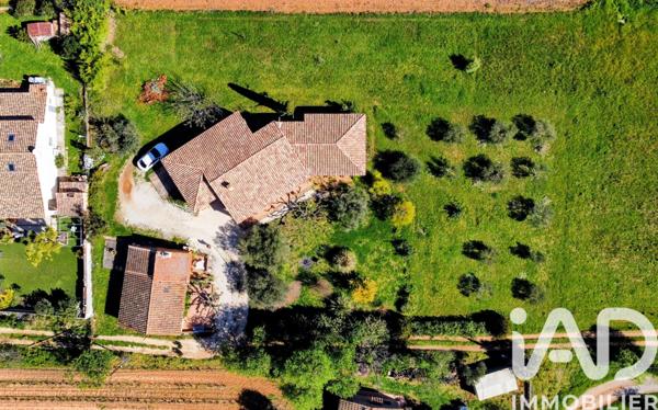 Maison à vendre 4 pièces 125 m² Saint-Cyr-sur-Mer