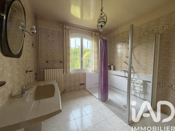 Maison à vendre 6 pièces 222 m² Arçonnay