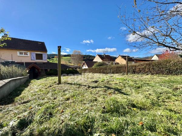 MAISON MITOYENNE 115 M2, TERRAIN CLOS DE 588 M2, 3 CHAMBRES DONT UNE AVEC DRESSING, BUREAU, TERRASSE DE 30 M2, TERRASSE COUVERTE DE 50 M2, CAR PORT, FIBRE, POMPE À CHALEUR, CHARPENTE/COUVERTURE OK